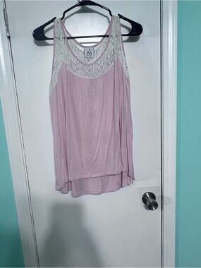 Light Pink Lace Yoke Sleeveless Tank Top High/Low Hem XL